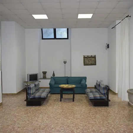 Διαμέρισμα Attic And Garden Μπελάτζιο