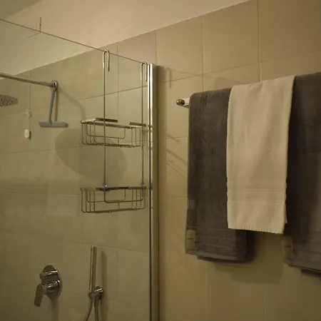 Daire Attic And Garden *