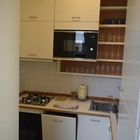 Διαμέρισμα Attic And Garden *