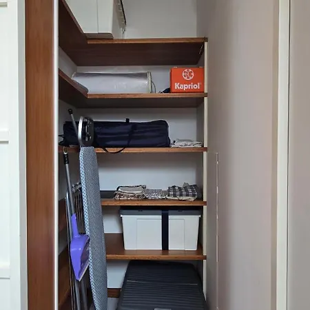Attic And Garden Apartmán *