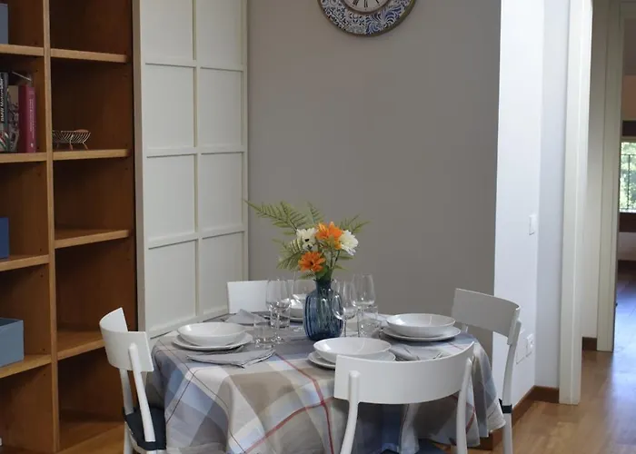 Lägenhet Attic And Garden Bellagio