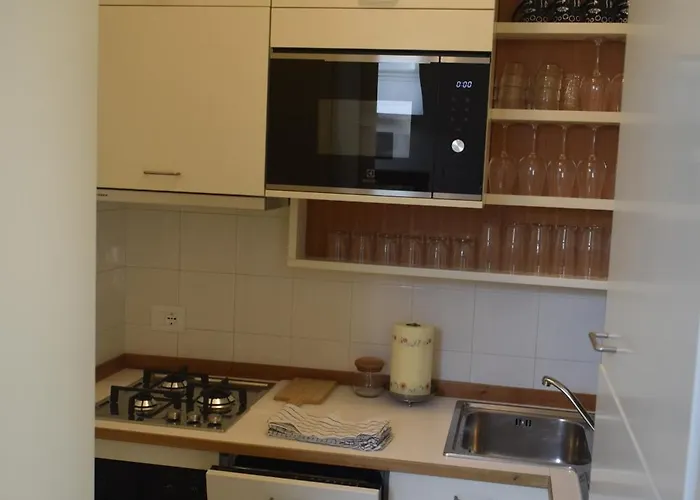 Lägenhet Attic And Garden *