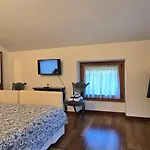 Attic And Garden